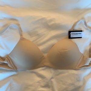 Wacoal wireless nude bra 32D